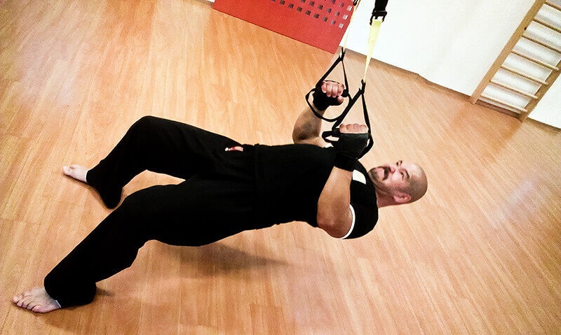 ufc workout with TRA suspension trainer